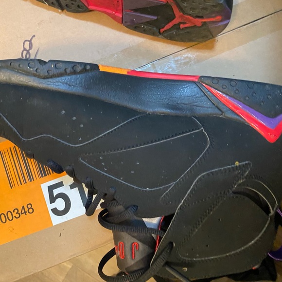 Retro 7’s Raptors - Picture 4 of 7